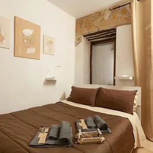  Appartamento Centro Storico Cagliaricasa Tipica Sarda